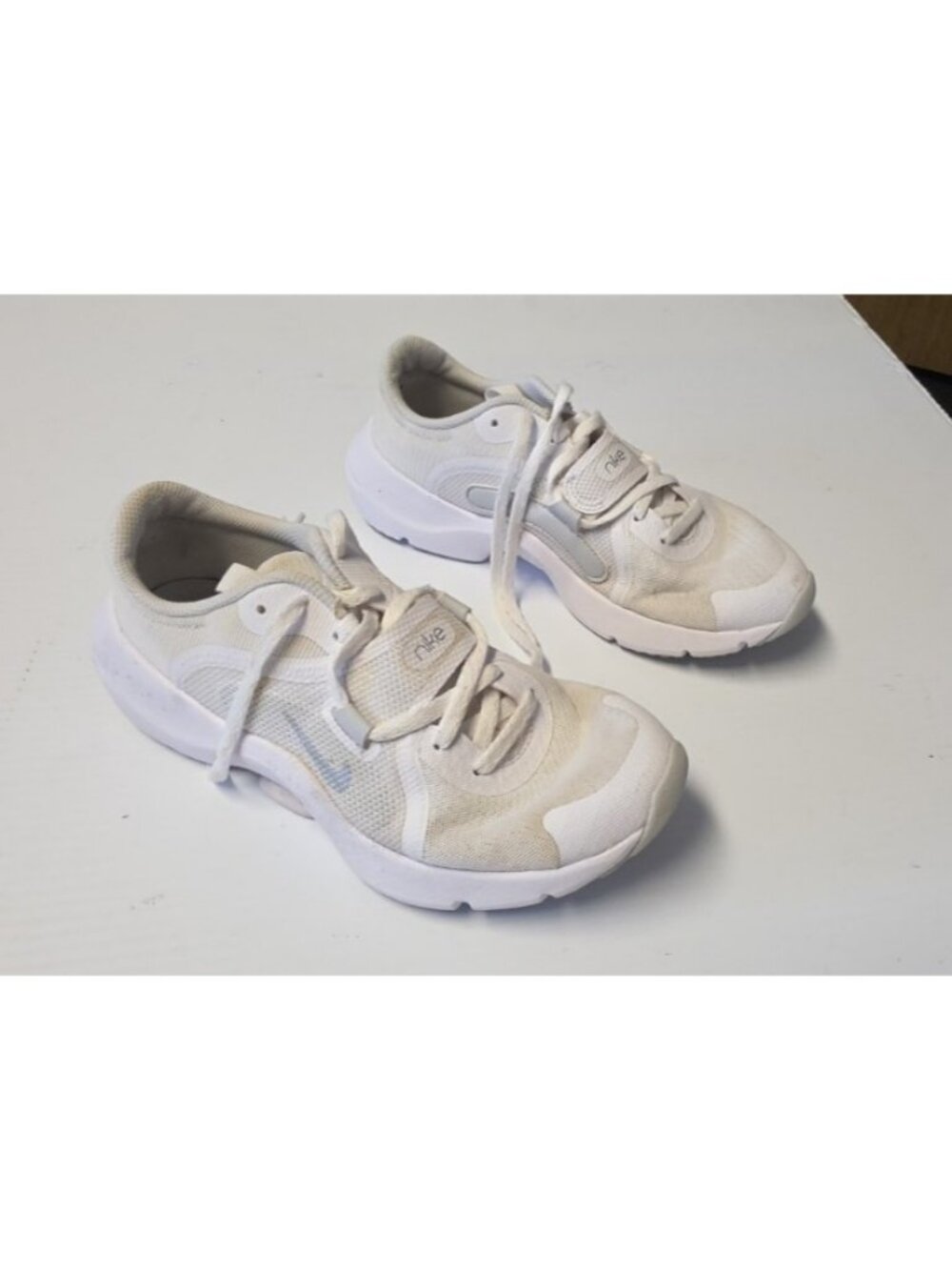 Nike In Season TR 13 White Metallic Silver Womens training Shoes Size 7